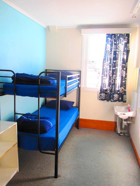 Harbourside City Backpackers Tauranga Esterno foto